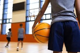 据称达伦·弗莱彻将临时接管球队。#MUFC 来源：天空体育德国记者 Plettenberg全部 🚨❌ 突发消息 ｜ 曼联已解雇鲁本·阿莫林！